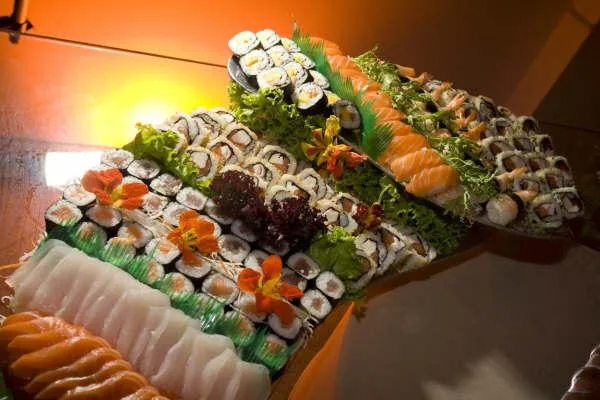 Maison Chantall - Barcas e Buffet Japonês